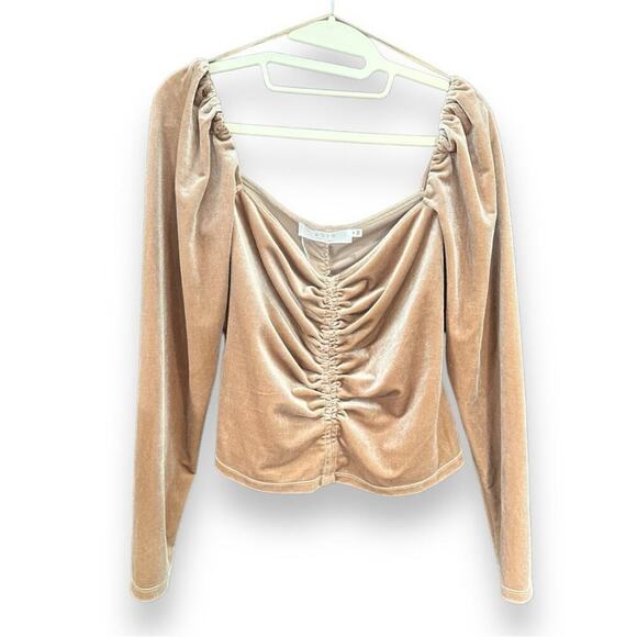 ASTR the label - Vanya Velvet Top in Blush Nude NWOT - Picture 9 of 13